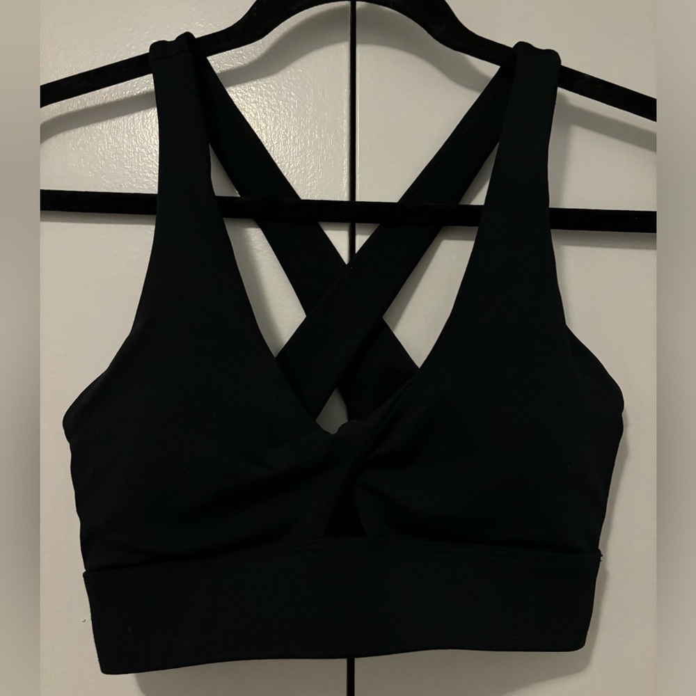 Fabletics Oasis Twist bra